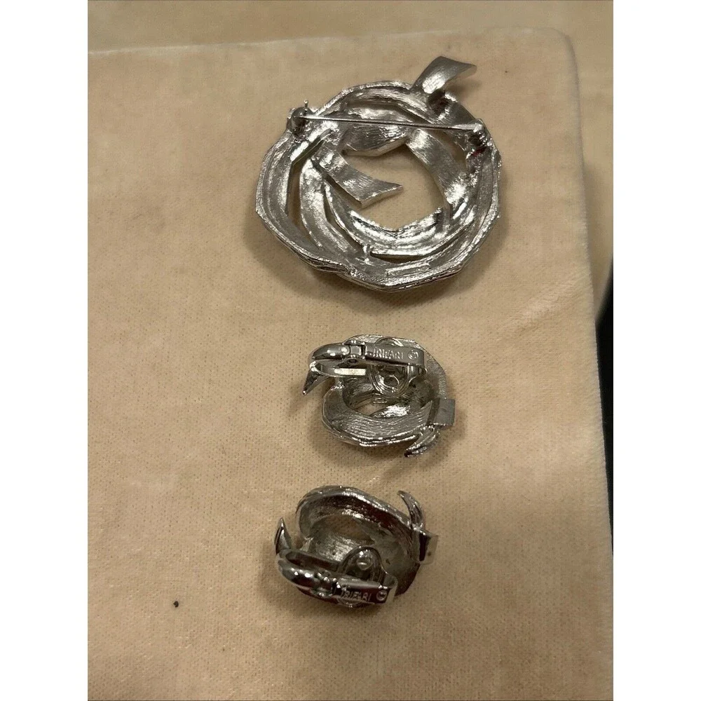 Trifari Silver Tone Vintage Knot Clip On Earrings & Brooch Set